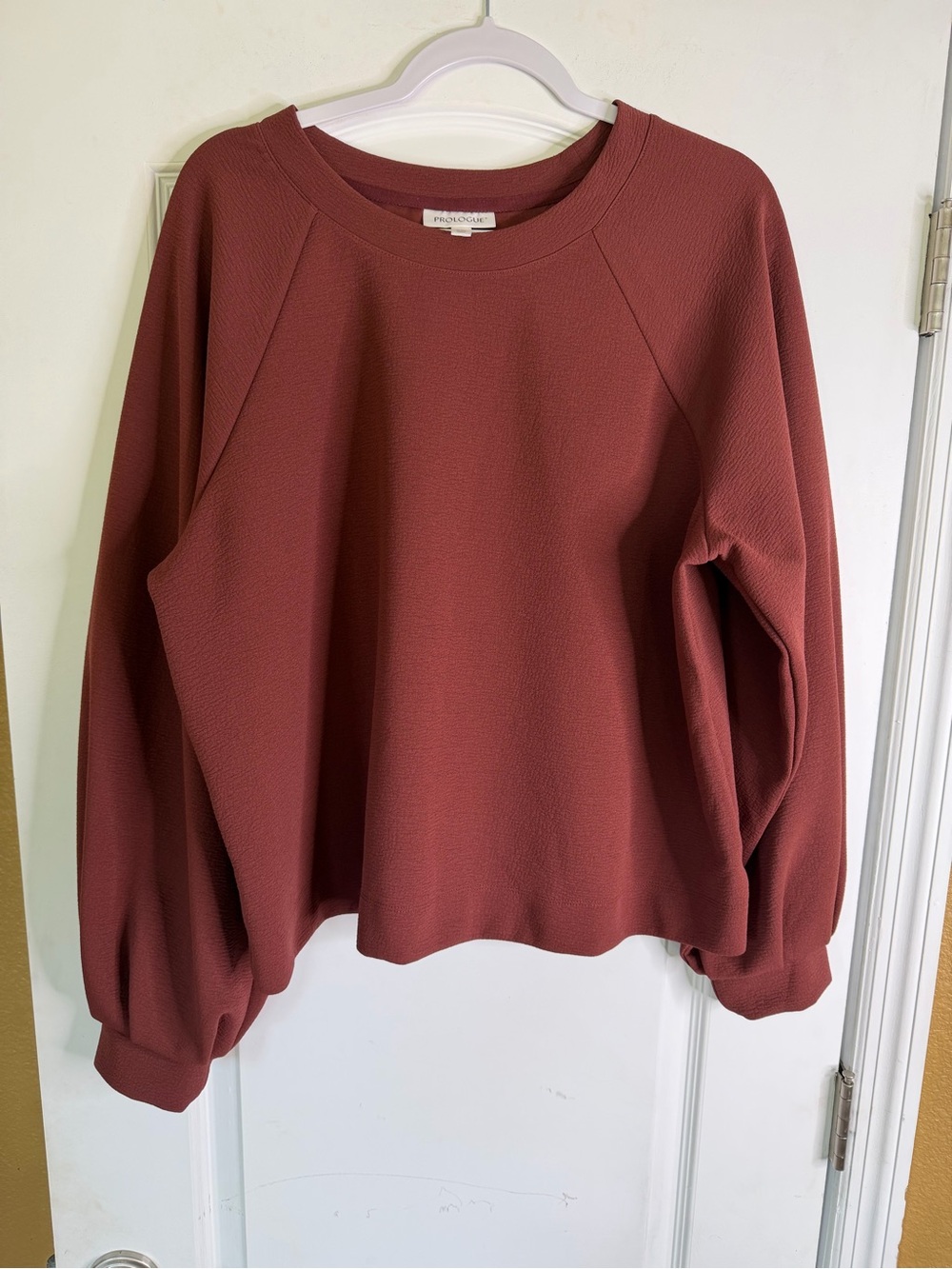 Prologue Crewneck Long Sleeve Top in Rust W/ Raglan Sleeves&Gathered Writs XXL